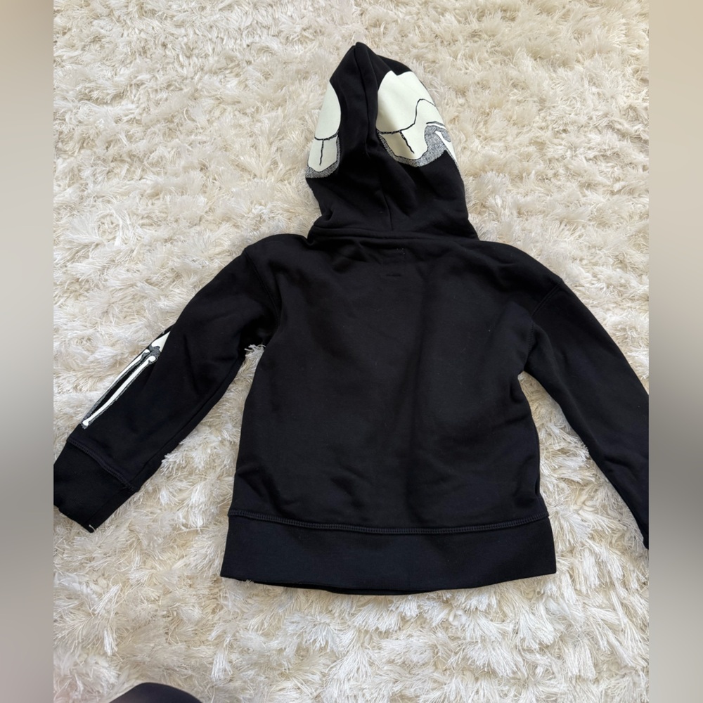Boys Gap glow in the dark Halloween sweatshirt. Never worn, no tags. - Picture 2 of 3